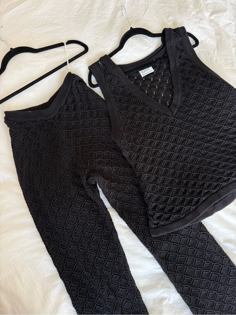 Sabo Skirt Knit / Crochet Diamond-Textured Black Knit Top & Pant Set Size 2